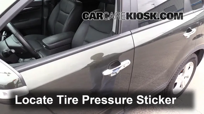 2012 Kia Sorento EX 3.5L V6 Tires & Wheels Check Tire Pressure